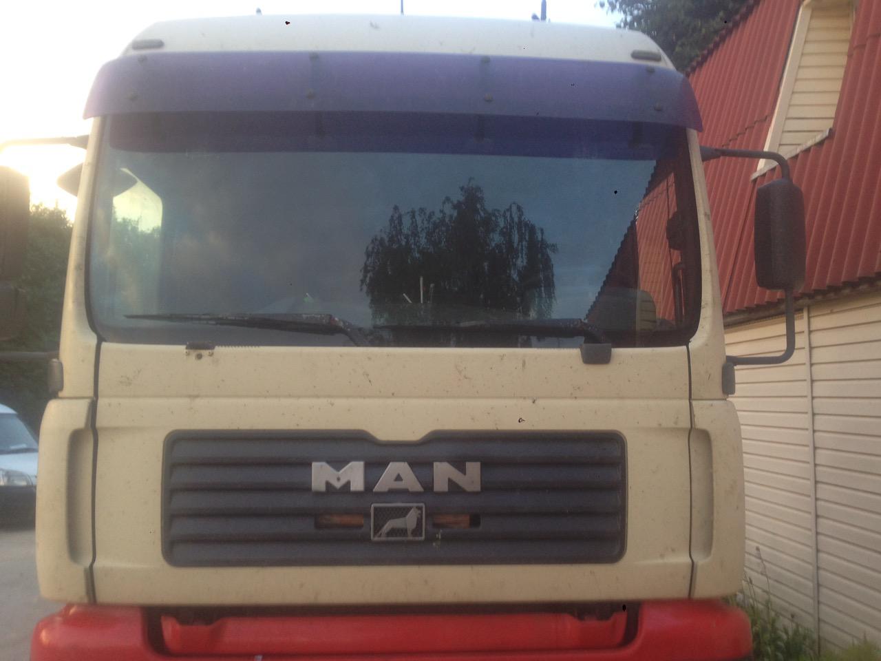 Замена лобового стекла грузового МАN