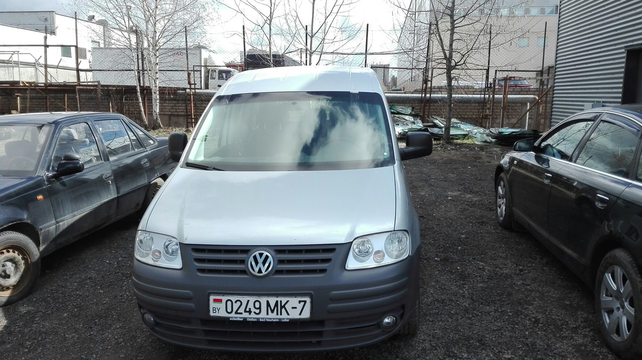 Замена лобового стекла Volkswagen Caddy